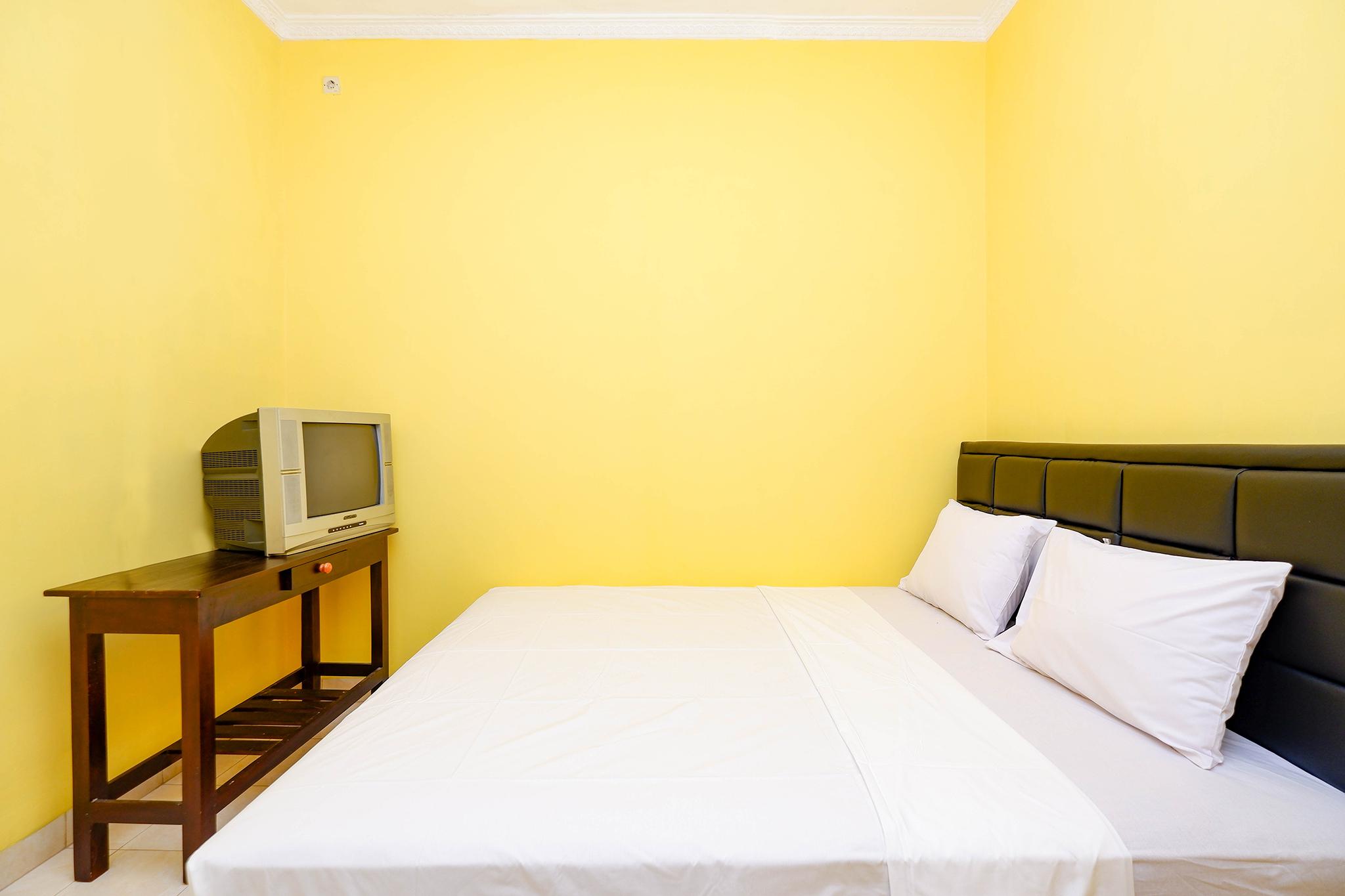 Spot On 2821 Griya Kawula Syariah Hotel Solo Eksteriør billede