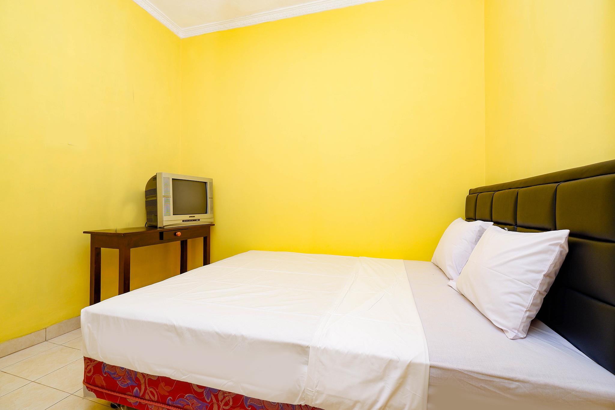 Spot On 2821 Griya Kawula Syariah Hotel Solo Eksteriør billede